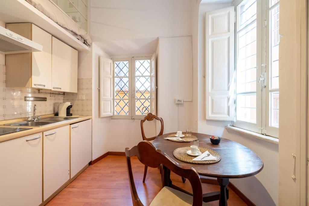 Tiny House Nel Cuore Di Roma ภายนอก รูปภาพ