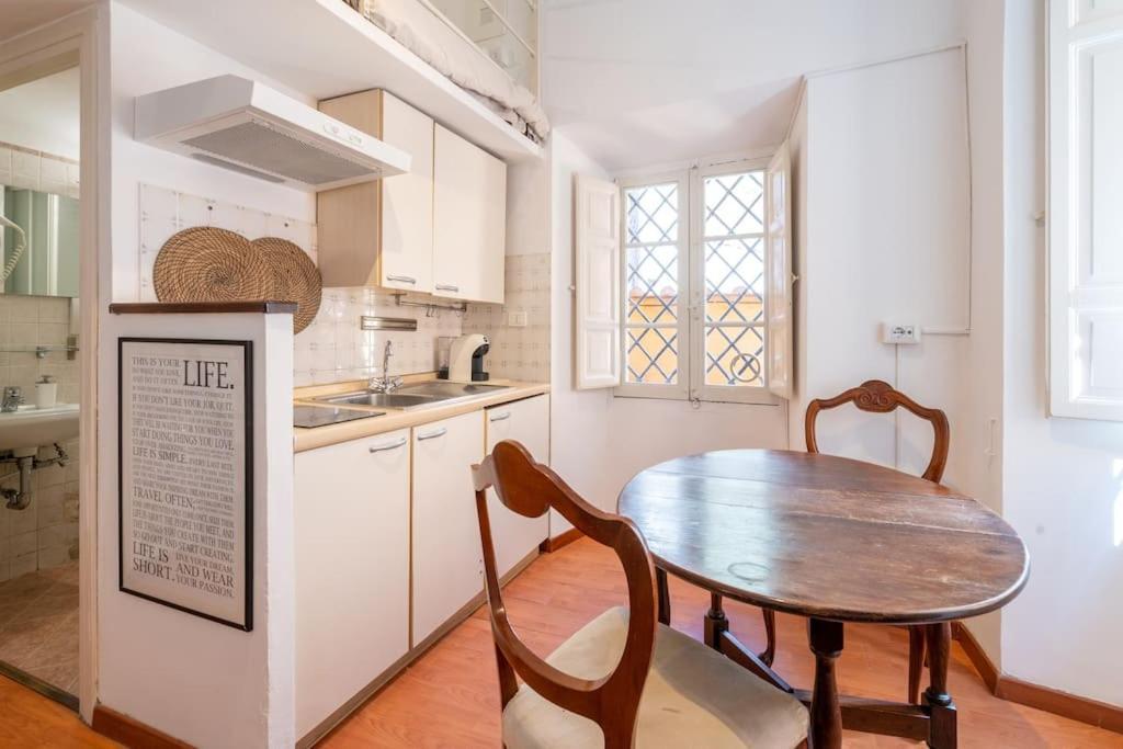 Tiny House Nel Cuore Di Roma ภายนอก รูปภาพ