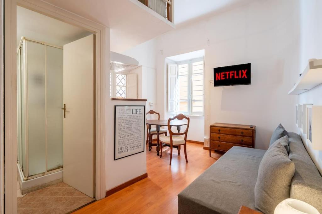 Tiny House Nel Cuore Di Roma ภายนอก รูปภาพ